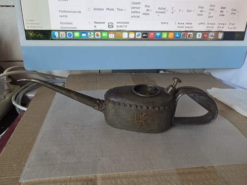 Ancienne burette huile - burette, d’huile